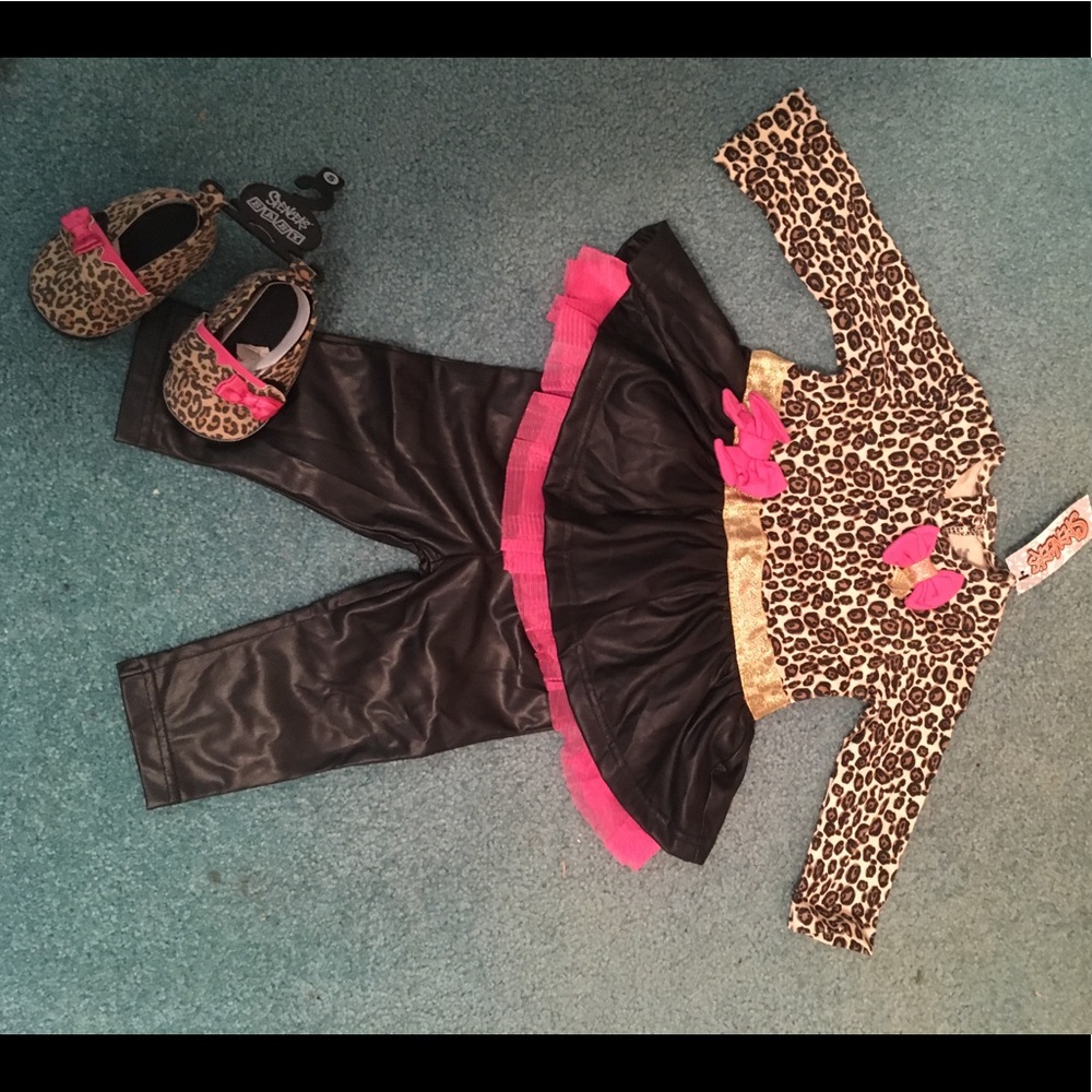 Leopard outfit